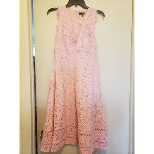 Lulus sleeveless lace pink dress M
